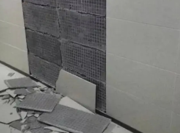 新城瓷砖空鼓维修公司分享下新城墙砖松动维修的知识